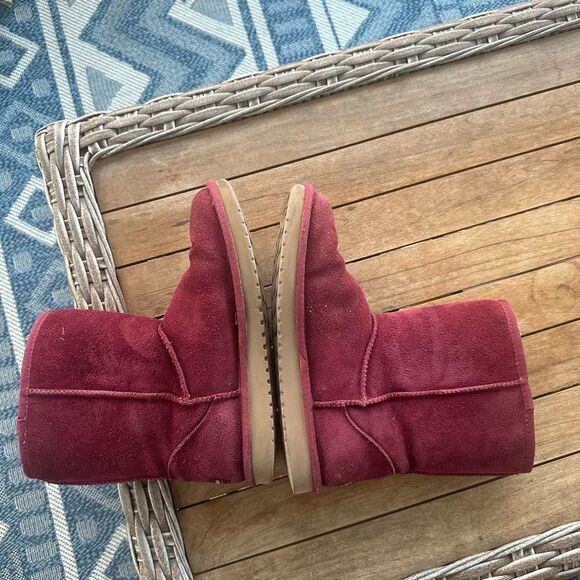 UGG by Koolabura Red Suede Boots 9 - Picture 7 of 9